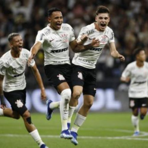 Corinthians torce para o São Paulo contra Inter de Limeira para ter o sonho da vaga